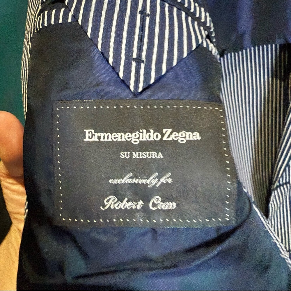 Ermenegildo Zegna Navy and White Pinstripe Blazer 100% SILK - Picture 6 of 16